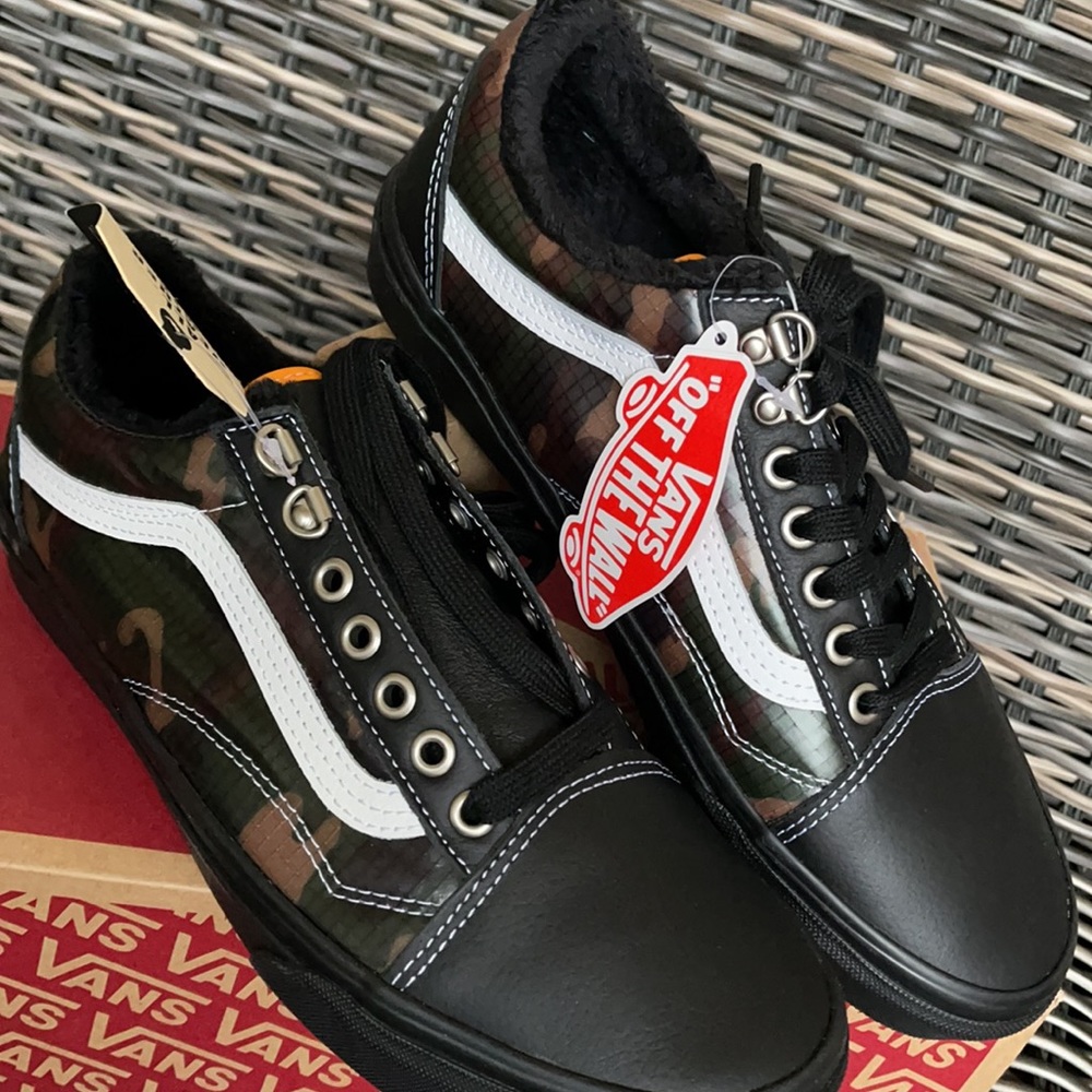 Vans WMNS Old Skool Mte Black/Camo Sneakers - Picture 7 of 16